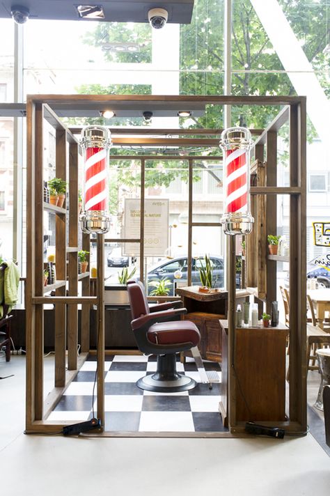 Pop Up Barber Shop, Retro Barber Shop Interior, Wood Barbershop, Retro Barber Shop, Barber Store, Traditional Barber Shop, Old Barber Shop Vintage, Mobile Barber, Master Barber