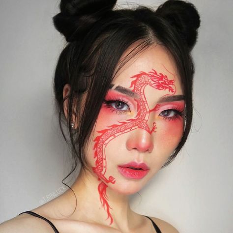 Chinese New Year Makeup, New Year Makeup, Dragon Makeup, New Year's Makeup, Video Makeup, Face Art Makeup, Crazy Makeup, Creative Makeup Looks, Halloween Makeup Looks