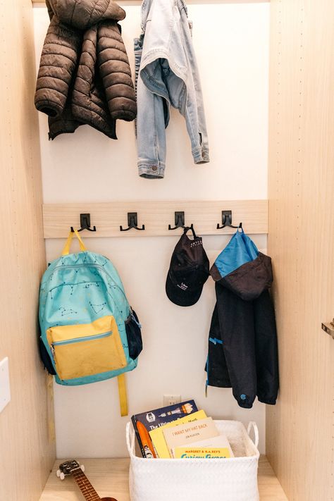 8 Mudroom Ideas That'll Streamline Your Space Kids Entryway Organization, Kids Drop Zone, Kids Mudroom, Small Mudroom Ideas, Shoe Drawer, Mudroom Laundry, Mudroom Organization, Mudroom Ideas, California Closets