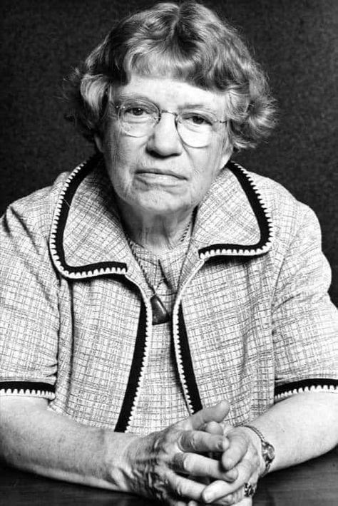 I will leave the world in your hands | “Years ago, anthropologist Margaret Mead was asked by a student what she considered to be the first sign of civilization in a culture How To Become Happy, Margaret Mead, Gretchen Rubin, Human Personality, Broken Leg, Badass Women, English Literature, Again And Again, Mead