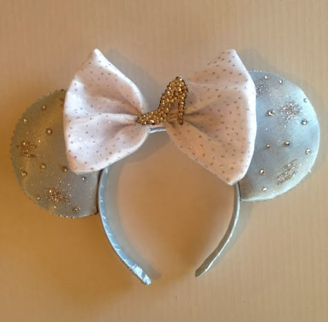 Cinderella ears Cinderella Mickey Ears Diy, Cinderella Minnie Ears, Cinderella Mouse Ears, Cinderella Disney Ears, Cinderella Mickey Ears, Cinderella Ears, Princess Minnie Mouse, Hair Accessories Kids, Trendy Hair Accessories