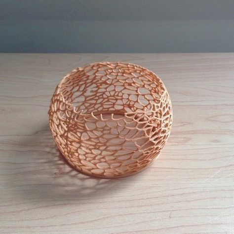 A coral inspired design for your candles. This candle shade creates awesome organic looking shadows and would go great with Halloween decor. Coral Candle, Coral Candle Holder, Makerspace Projects, Candle Shades, 3d Printed Objects, Candle Lanterns, Candle Containers, Halloween Decor, 3d Printed