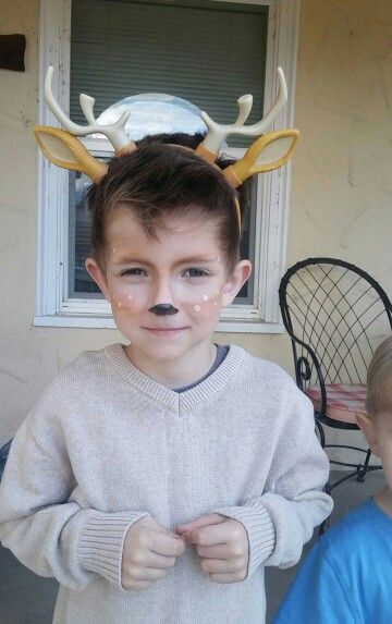 Woodland Face Paint, Boy Reindeer Face Paint, Moose Face Paint, Dear Face Paint, Reindeer Dress Up Day At School, Diy Deer Costume For Kids, Reindeer Costume Diy, Reindeer Costume Kids, Reindeer Makeup Kids