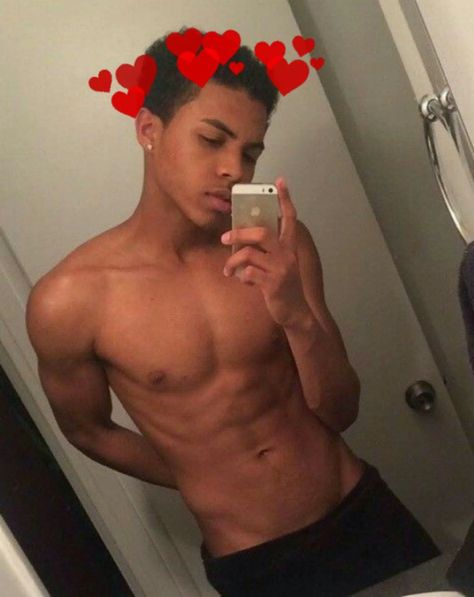 Darrin Jones, Miles Spiderman, Male Body, Spiderman, Mirror Selfie, Quick Saves