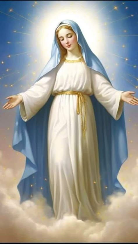 Blessed Virgin Mary Pictures, Mary Wallpaper, Roman Catholic Art, Mary Jesus Mother, Mother Mary Pictures, Jesus Mother, Virgin Mary Art, Mother Mary Images, Immaculate Heart Of Mary