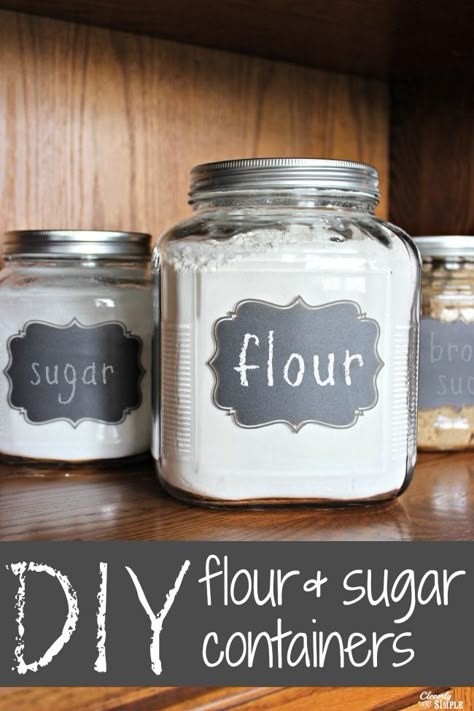 Create your own DIY flour and sugar containers using glass jars and chalkboard stickers.  These will cost you far less than if you buy them complete in store! Painting Glass Canisters, Flour Sugar Containers, Flour And Sugar Containers, Flour Storage Containers, Canisters Diy, Diy Flour, Diy Storage Containers, Organized Spaces, Flour Storage