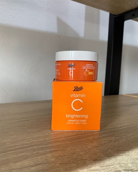 Are you a vitamin C products girlie? If yes ,we have the perfect sleeping mask in stock, just for you! Price: 132 cedis Vitamin C Products, Sleeping Mask, Sleep Mask, Vitamin C, Skin Types, Vitamins, Sleep, Mask, Skin