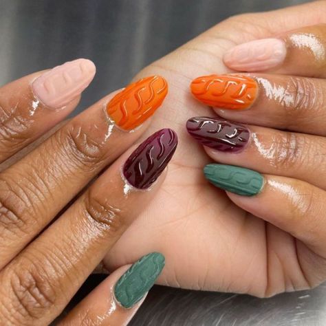 November Sweater Nails, Sweater Nails Fall, Sweater Nails Designs, Fall Sweater Nails, Mani Inspiration, Pumpkin Spice Nails, Elegant Manicure, Thanksgiving Nail, November Nails