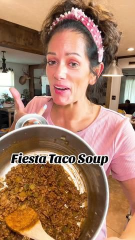 Fiesta Taco Soup, High Protein Taco Soup, Taco Meat Soup, Taco Soup With Ranch Packet, Tonya Spanglo Recipes, Taco Soup Ranch, Healthy Stews, Snack Low Calorie, Rotisserie Chicken Recipes Healthy