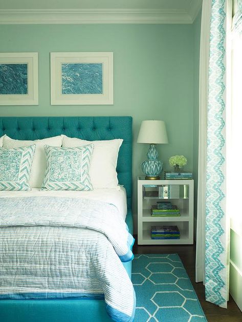 Turquoise Blue Bedroom, Turquoise Bedroom Walls, Turquoise Bedroom Decor, Aqua Bedrooms, Turquoise Bedroom, Beach Style Bedroom, Turquoise Living Room Decor, Turquoise Room, Bedroom Turquoise