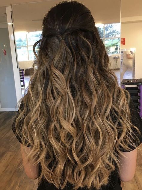 Regular Perm, Perm Hairstyles, Ombre Curly Hair, Spiral Perm, Brown Ombre Hair, Ombre Hair Blonde, בר מצווה, Brown Blonde Hair, Ombre Hair Color