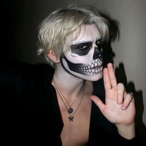 Skull Makeup Photoshoot, Boy Skull Makeup, Men Face Paint Halloween, Easy Skeleton Makeup Men, Male Skeleton Makeup, Skeleton Makeup Guy, Skull Face Makeup Men, Skeleton Makeup Boy, Easy Skull Makeup Men