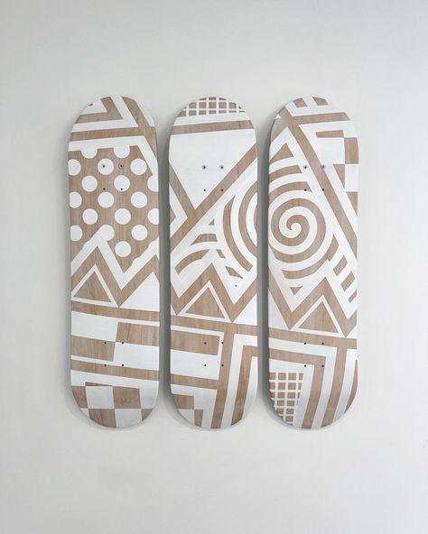 Skateboard Ideas, Flip Skateboards, Deck Art, Venice Beach California, Skate Decks, Skateboard Art, Skateboard Decks, Shape And Form, Beach California