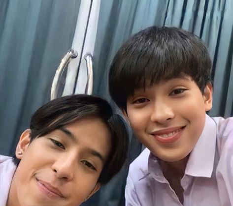 Aj Chayakorn, Jj Aj, Jj Chayakorn, The Gifted Graduation, Thailand Boy, Twin Photos, The Gifted, Gmmtv Actors, Thai Actors