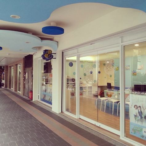 cram school design and blue ocean style Cram School, Entrepreneur Ideas, Ocean Style, School Interior, Ocean Fashion, Kids Classroom, Kid Spaces, School Design, Classroom Decor