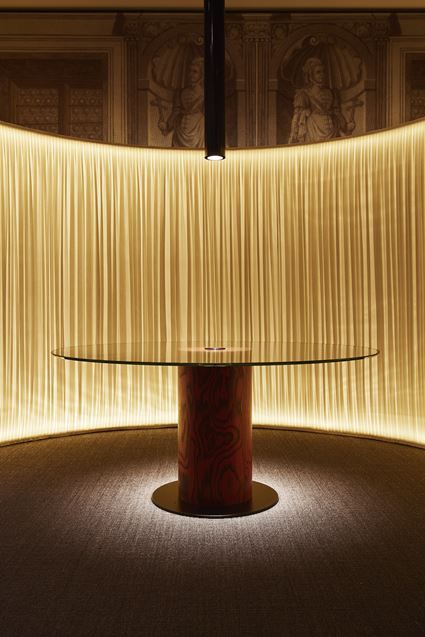 Piero Lissoni, Patricia Urquiola, Partition Wall, Light Architecture, Fall Design, Milan Italy, Grand Hotel, Trx, Elle Decor