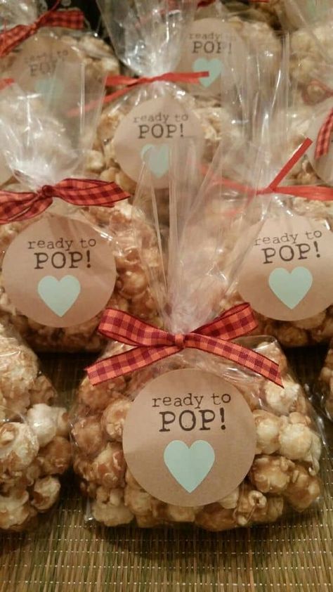 Pumpkin Theme Baby Shower, Lil Pumpkin Baby Shower, November Baby Shower, Fall Baby Shower Themes, October Baby Showers, Halloween Baby Shower Theme, Idee Babyshower, Baby Boy Shower Favors, Diy Bebe