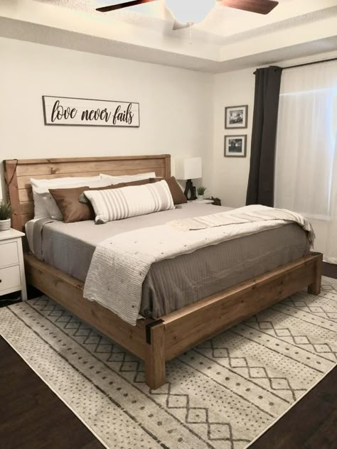 King Farmhouse Bed, Diy King Bed, Diy Farmhouse Bed, Modern Farmhouse Bedding, Farmhouse Bed Frame, Farmhouse Bed, Modern Farmhouse Bedroom, Farmhouse Bedding, King Bed Frame