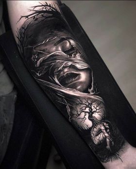 Gotik Tattoo, Arm Tattoos For Guys Forearm, Arm Sleeve Tattoos For Women, Animal Sleeve Tattoo, Realistic Tattoo Sleeve, Scary Tattoos, Black Girls With Tattoos, Warrior Tattoos, Cool Chest Tattoos