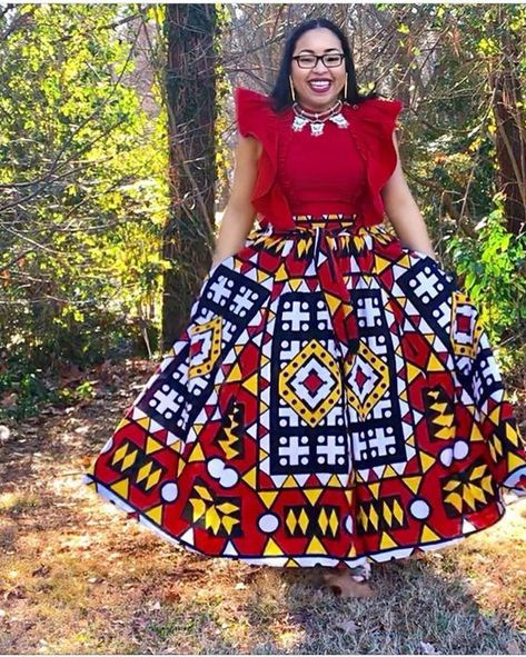 Modern Fashion Ndebele Dresses - Gist94 Shweshwe Outfits, Modern Venda Traditional Dresses, Ndebele Print Outfits, Modern Ndebele Traditional Attire, Ndebele Print, Ndebele Bride, Ndebele Wedding Dress, Ndebele Traditional Attire, 60s Fashion Dresses