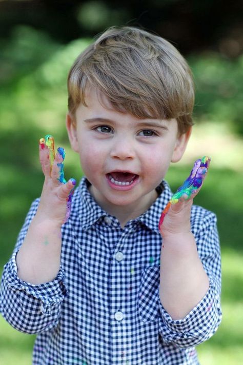 Louis Mountbatten, Anmer Hall, Düşes Kate, Prince William Family, Prince William Et Kate, Royal Family Portrait, William E Kate, Looks Kate Middleton, Prins William