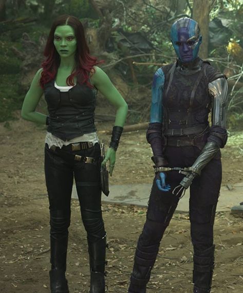 Guardians of the Galaxy Vol. 2 (2017) Gamora And Nebula, Nebula Marvel, Gamora Marvel, Guardians Of The Galaxy Vol 2, Zoe Saldana, Marvel Films, Star Lord, Dc Heroes, Avengers Assemble