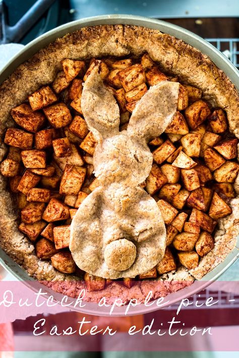 Apple pie for Easter? Why not? It's my favorite pie! Incredible pie crust, warm notes of cinnamon, melt in your mouth apple. 🍏🥧🍎 When you go to the recipe you will find 3 recipe for apple pie all in one blogpost. My grandma's OG recipe, and two healthier versions that I created. #familicious #familiciouskitchen #dutchapplepie #applepie #easterrecipes Apple Pie Crust Designs, Easter Pies, Recipe For Apple Pie, Crust Designs, Apple Pie Crust, Gluten Free Apple Pie, Leftover Pie, Pie Crust Designs, Dutch Apple Pie