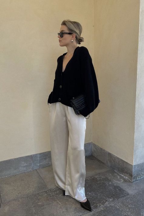 Cream Tailored Pants Outfit, Silk Pants Outfit Winter, Styling Silk Pants, Navy Silk Pants Outfit, Cream Satin Pants Outfit, Cream Silk Pants Outfit, How To Style Satin Pants, Creme Trousers Outfit, White Satin Pants Outfit