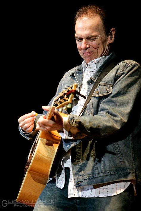 John Hiatt John Hiatt, Nick Lowe, Americana Music, Delta Blues, 70s Music, Country Blue, Blues Music, Guitar Hero, Music Photo