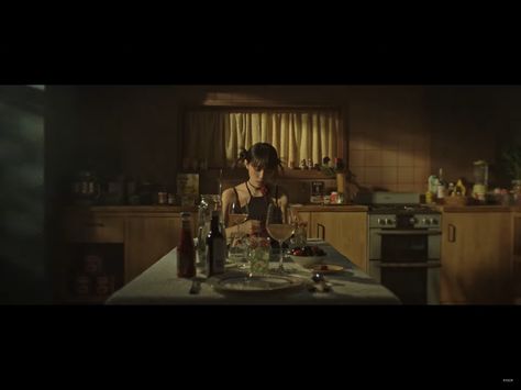 Kitchen Movie Scene, Dinner Scene Cinematography, Kitchen Cinematography, Red Cup Party, Juice Movie, Dark Table, Filmmaking Inspiration, Cinematic Shots, Night Film