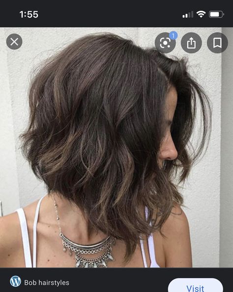 Angled Bob Haircuts, Wavy Bob Haircuts, Thick Wavy Hair, Wavy Bob Hairstyles, Wavy Haircuts, Lob Hairstyle, Haircuts For Wavy Hair, Short Hairstyles For Thick Hair, Shoulder Length Hair Cuts