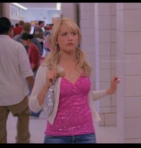 Highschool Musical Sharpay, Sharpay Costume, Sharpay Aesthetic, Sharpay Evans Outfits, 2000s Disney Channel Outfits, Sharpay Outfits, High School Musical Sharpay, 2000s Disney Channel, High School Musical Costumes