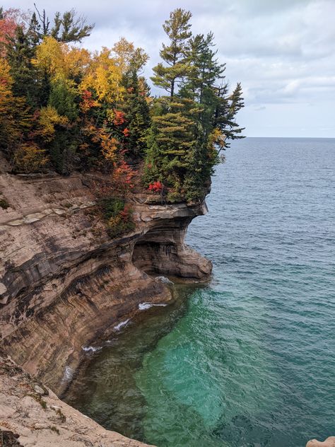 Fall In Michigan Upper Peninsula, Upper Peninsula Michigan Aesthetic, Michigans Upper Peninsula, Up Michigan Upper Peninsula, Lake Michigan Aesthetic, Tom Lake, 2024vision Board, Michigan Aesthetic, Michigan Living