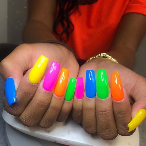 ✞THEmeanestWITCH✞ Ombre Nails Rainbow, Bright Nail Polish, Nails Rainbow, Polish Easter, Nail Short, Nails Bright, Nails Colorful, Simple Nail Art, Easter Nail