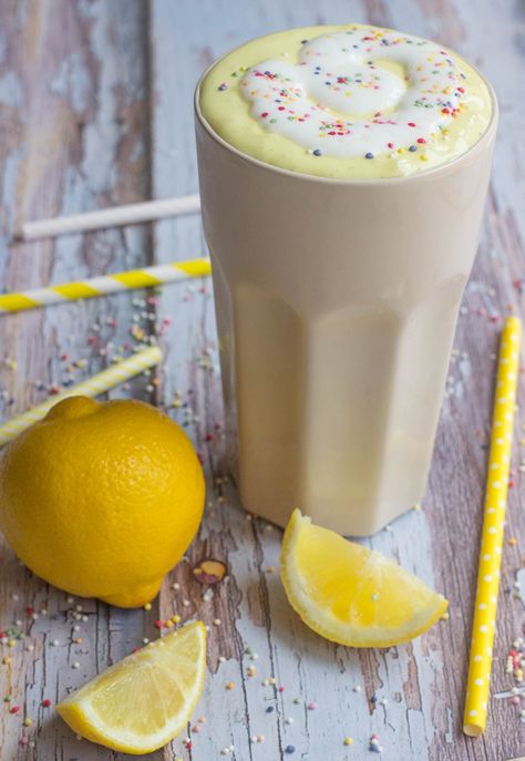 Lemon Milkshake recipe made with Homemade Lemon Curd | FlavoursandFrosting.com Lemon Milkshake, Homemade Lemon Curd, Lemon Ice Cream, Milkshake Recipe, Milkshake Recipes, Milkshakes, Lemon Curd, Sweets Recipes, Frozen Desserts