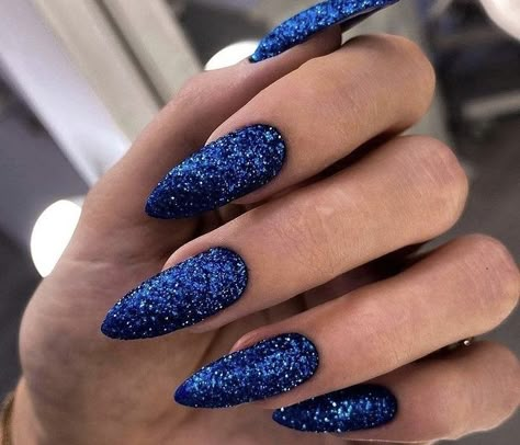 Navy Blue Sparkle Nails Acrylic, Dark Blue Nails With Diamonds, Blue Nails Ideas Glitter, Blue Disco Nails, Sparkling Blue Nails, Blue Glitter Almond Nails, Blue Sparkling Nails, Sparkly Dark Blue Nails, Blue Nails Sparkle