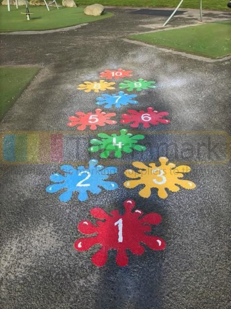 Hopscotch Ideas, Sukkot Activities, Hopscotch Game, Outside Playground, Motor Skills Preschool, Playground Painting, Chalk Activities, Preschool Playground, School Improvement