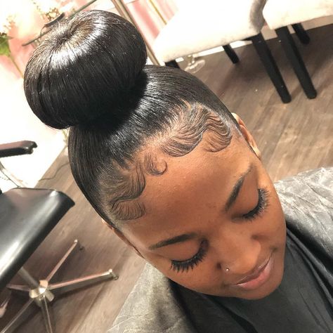 #hair #ideas #bun #babyhairs #edges Afro Puff Hairstyles, Two Buns Hairstyle, Donut Bun Hairstyles, Tattoos Unique Meaningful, Cute Bun Hairstyles, Couple Tattoos Unique Meaningful, Wedding Hair With Cathedral Veil, Hair With Cathedral Veil, Donut Bun