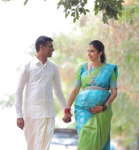 Tamil Maternity Photography, Maternity Photography Saree Poses, Maternity Suit Photoshoot, Baby Shower Photoshoot Indian, Seemantham Stills, Seemantham Photo Poses, Seemantham Photoshoot, Baby Shower Photography Poses Indian, Traditional Pregnancy Photoshoot