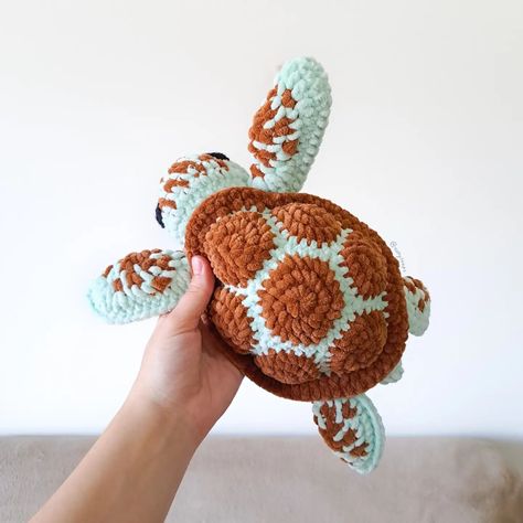 Sea Turtle Amigurumi, Sea Turtle Crochet Pattern, Crochet Turtle Pattern Free, Sea Turtle Crochet, Crochet Turtles, Crochet Sea Turtle, Turtle Amigurumi, Crochet Turtle Pattern, Crochet Dinosaur Patterns