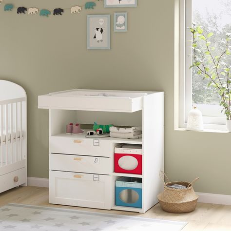 Baby changing table ideas