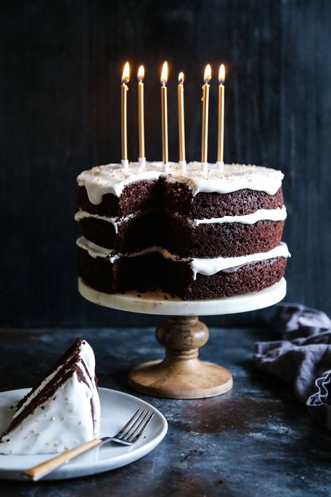 Ultimate Dark Chocolate Cake with Marshmallow Frosting is a family birthday favorite! Fluffy chocolate cake covered with a light, sugary marshmallow frosting. It’s the best way to celebrate any occasion! Cake With Marshmallow Frosting, Marshmallow Dessert Recipes, Chocolate Marshmallow Cake, Marshmallow Dessert, Fluffy Chocolate Cake, Marshmallow Desserts, Frosting Chocolate, Frosting Cake, Dark Chocolate Cake