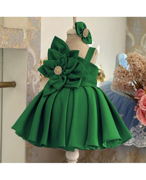 Get 10% off now! Buy toddler girl ruffled satin party dress with flowers at cheap price online. Free stable shipping and pro custom service since 2009. Simple Ankara Gowns, Princess Dresses For Girls, Satin Party Dress, Toddler Princess Dress, Kids Party Wear Dresses, Crinoline Skirt, Kids Dress Collection, Dress With Flowers