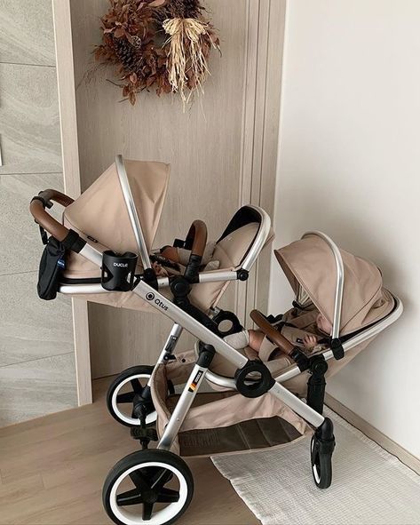 Aesthetic Nursery, Modern Kids Bedroom, Baby Life Hacks, Baby Gadgets, Baby Room Inspiration, Foto Baby, Baby Room Design, Baby Necessities, Mommy Baby