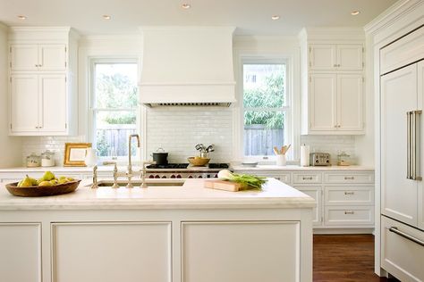 Homey Kitchen, Kitchen With White Cabinets, Kitchen Transitional, Shingle Style Homes, Kitchen Windows, Kitchen Hood, Fabulous Kitchens, Kitchen Hoods, Kitchen Views