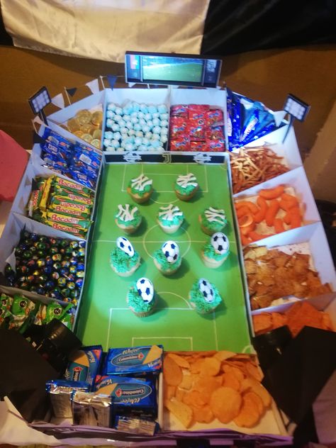 Soccer Birthday Parties, Soccer Birthday, Safari Birthday Party, Soccer Party, Juice Boxes, Sports Party, Safari Birthday, Football Party, 9th Birthday