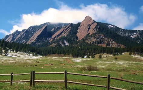 Boulder Flatirons Mountains Colorado, Mile High City, Iron Mountain, Denver City, Sup Yoga, Some Thoughts, My Rock, Gorgeous Scenery, Out West