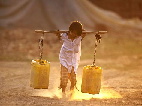 Water Scarcity, World Water Day, Water And Sanitation, Water Day, World Water, Water Resources, We Are The World, Foto Art, Couple Photography Poses