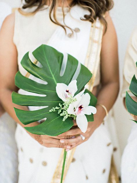 Wedding Bouquets: Wedding Bouquet Alternatives Bridesmaid Bouquet Alternatives, Tropical Wedding Bouquets, Top Wedding Trends, Hawaiian Wedding, Wedding 2024, Nontraditional Wedding, Jewish Wedding, Wedding Flower Arrangements, Hawaii Wedding