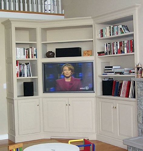 Built-in corner options - ideas on how to go around the fireplace in the corner with the built in Corner Tv Cabinet, Corner Entertainment Center, Corner Built In, Tv Corner, Corner Tv Cabinets, Corner Tv Unit, Entertainment Center Shelf, Entertainment Center Kitchen, Entertainment Cabinet